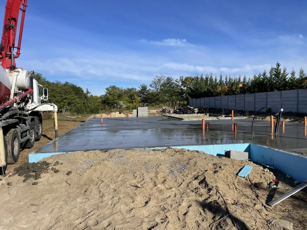 Baja, Családi ház építkezés